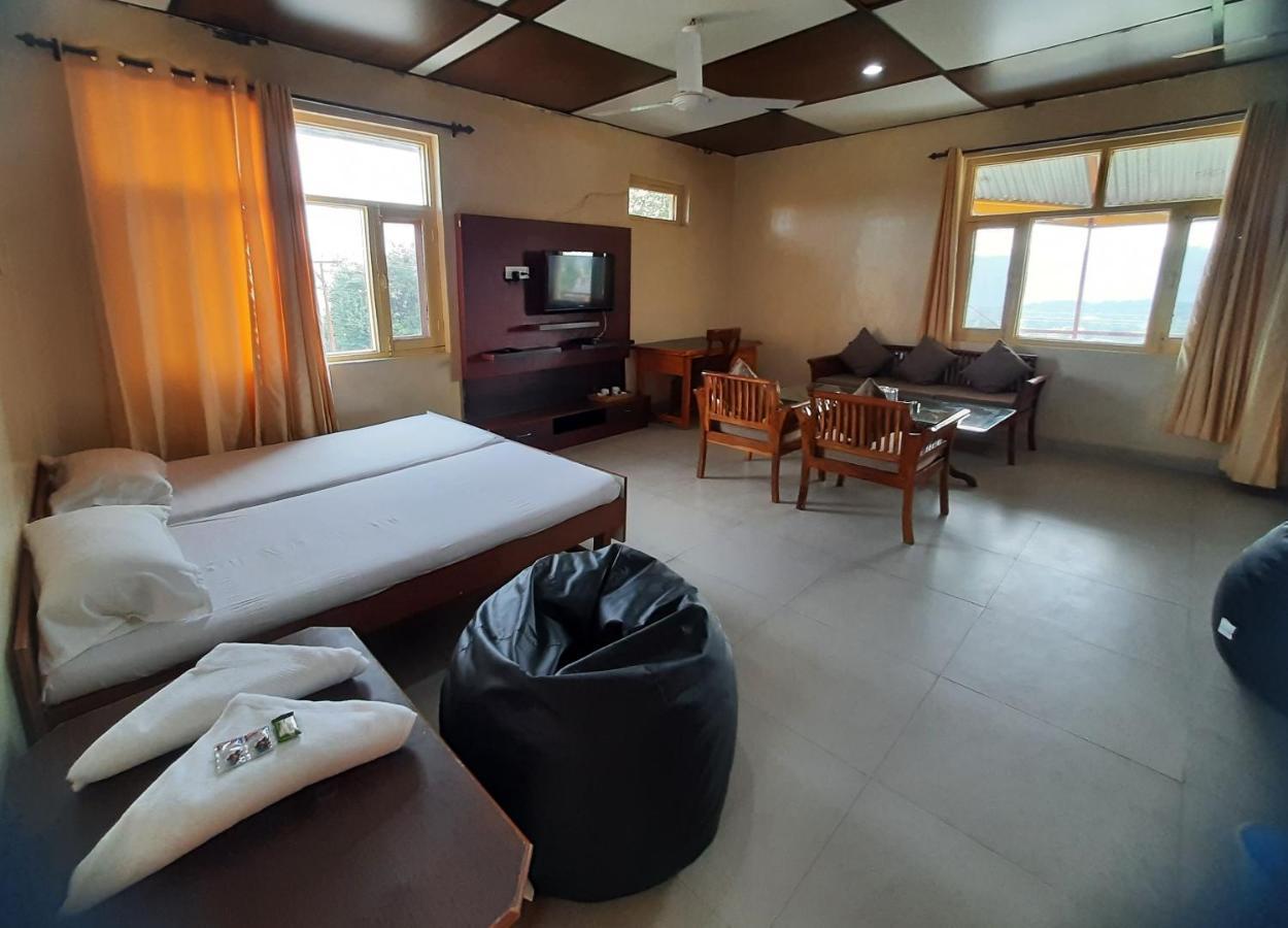 Pops Resort Pālampur Exterior foto
